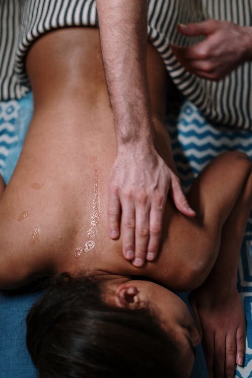 massaggio5 PASSIONE PER IL WELLNESS?